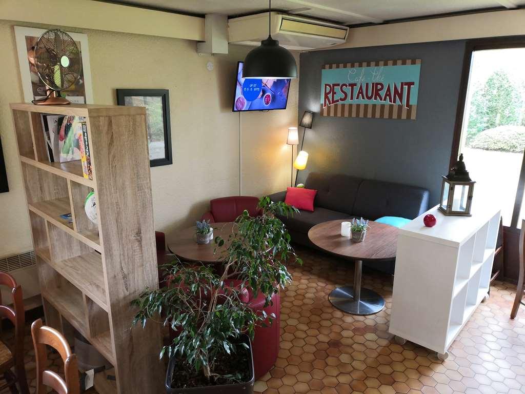 Campanile Brive-La-Gaillarde Ouest Otel Restoran fotoğraf